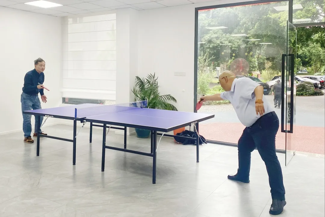 1764297458997907.jpg 5.jpg